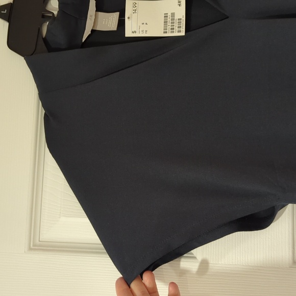 H&M Ladies Short Sleeve Top - Picture 4 of 10